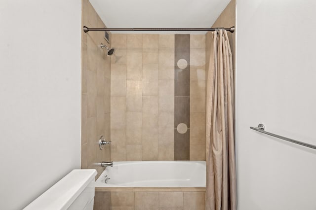 2885 Knox Ave S Unit 202, Minneapolis, MN 55408 - full bath with tiled shower / bath and toilet