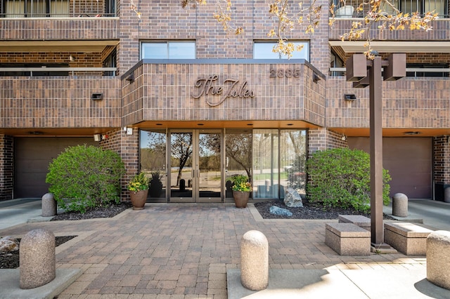 2885 Knox Ave S Unit 202, Minneapolis, MN 55408 - entrance to property with french doors and brick siding