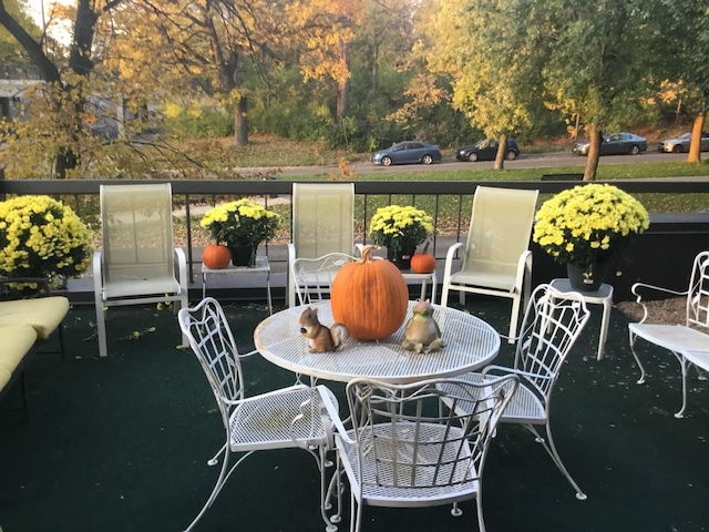 2885 Knox Ave S Unit 202, Minneapolis, MN 55408 - view of patio