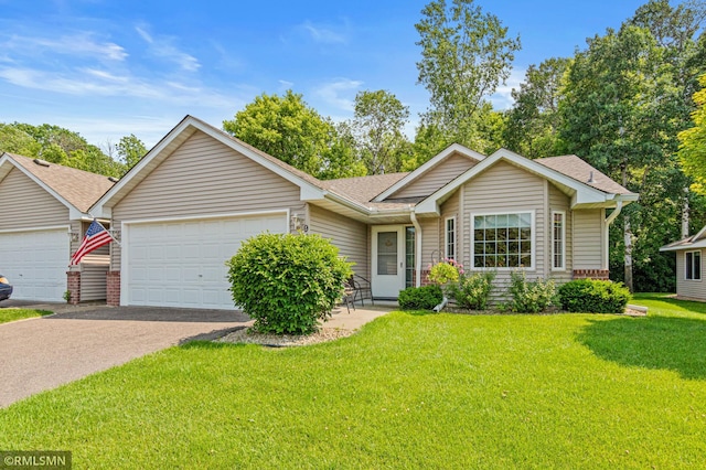 914 106th Ave NW, Coon Rapids, MN 55433 - single story home featuring a front lawn, driveway, a shingled roof, and a garage