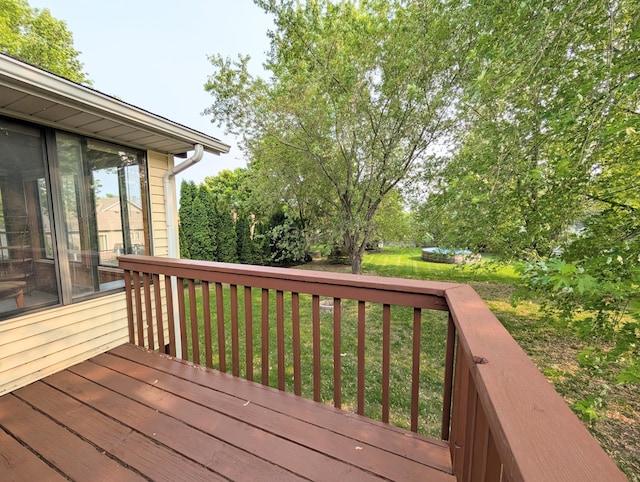 861 Lake Susan Dr, Chanhassen, MN 55317 - wooden deck with a yard