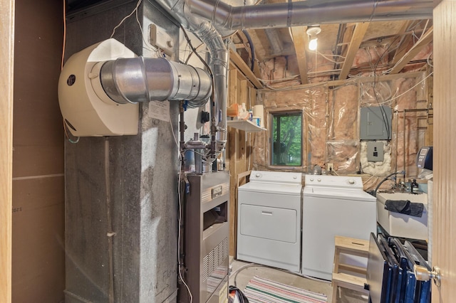 861 Lake Susan Dr, Chanhassen, MN 55317 - laundry room featuring washer and clothes dryer and electric panel