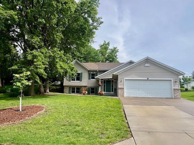 131 24th St W, Hastings, MN 55033 - photo 1