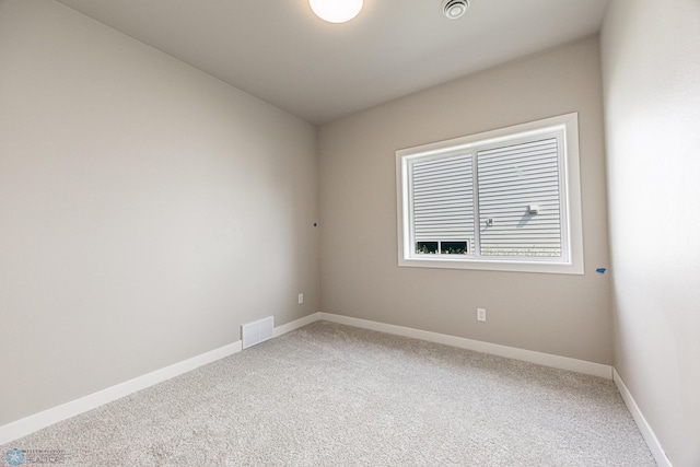 6614 68th St S, Horace, ND 58047 - empty room featuring light carpet