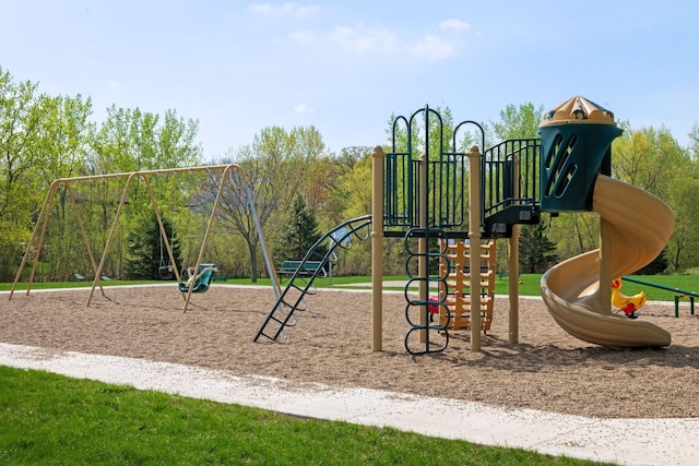 2906 Butternut Dr, Chaska, MN 55318 - view of community playground