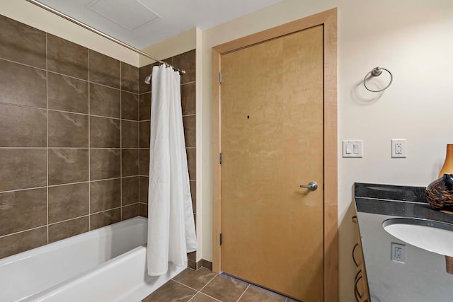 215 10th Ave S Unit 425, Minneapolis, MN 55415 - bathroom with tile patterned floors, shower / tub combo with curtain, and vanity