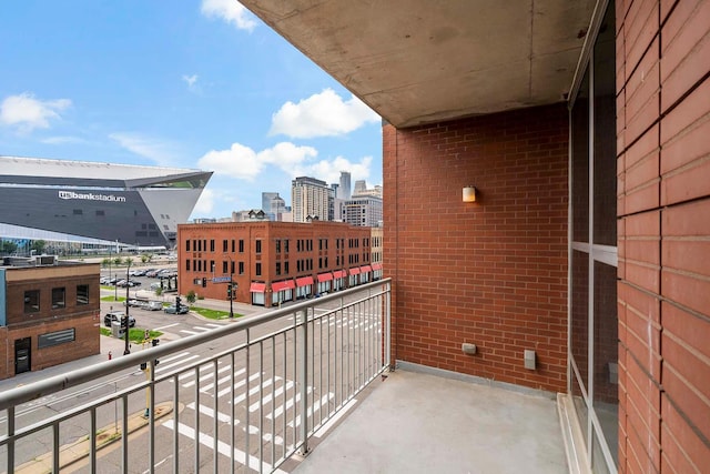215 10th Ave S Unit 425, Minneapolis, MN 55415 - balcony featuring a view of city