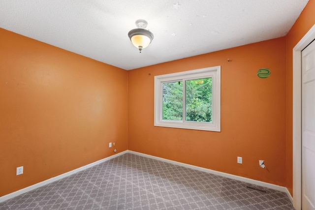 13914 Duluth Dr, Apple Valley, MN 55124 - carpeted empty room with baseboards