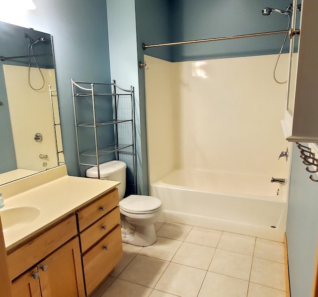 1805 3rd Ave S Unit 102, Minneapolis, MN 55404 - full bathroom featuring tile patterned flooring, washtub / shower combination, and vanity