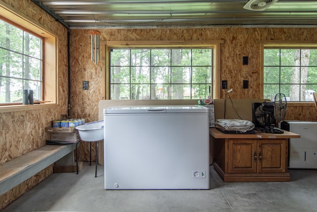 19214 County Road 12, Irondale Twp, MN 56455 - laundry area featuring plenty of natural light and a sink