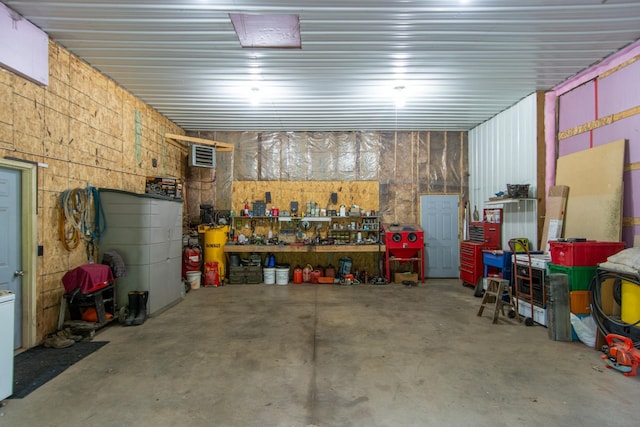 19214 County Road 12, Irondale Twp, MN 56455 - garage featuring a workshop area