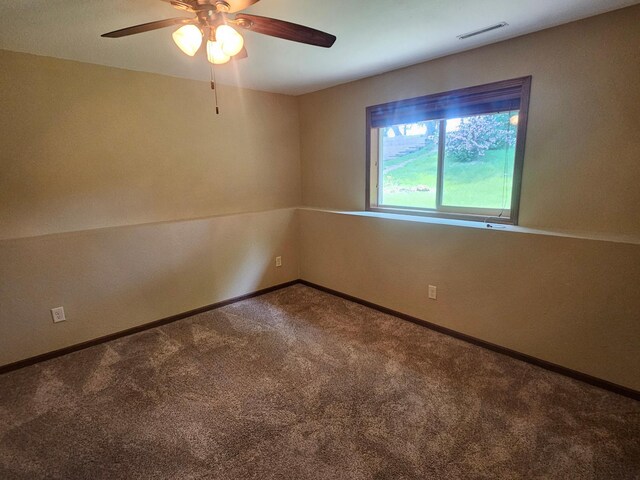 3657 46th Ave NW, Rochester, MN 55901 - unfurnished room featuring carpet flooring, a ceiling fan, and baseboards