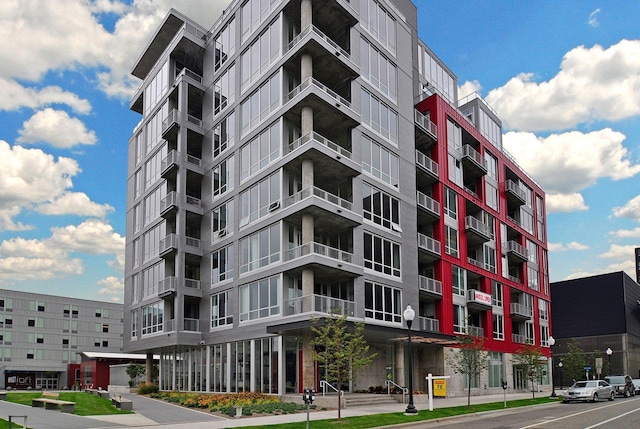 901 2nd St Unit 905, Minneapolis, MN 55415 - view of apartment building / complex