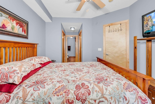 650 Main St N Unit B05, Stillwater, MN 55082 - bedroom with ceiling fan