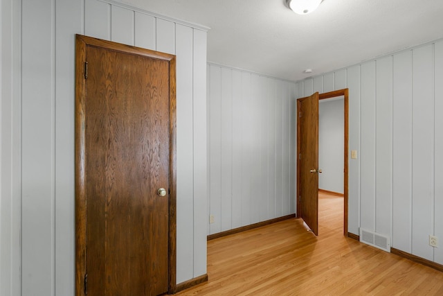 5625 Upton Ave S, Minneapolis, MN 55410 - unfurnished bedroom featuring light wood-style flooring
