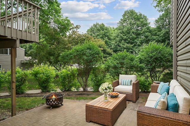 9146 Neill Lake Rd, Eden Prairie, MN 55347 - photo 1