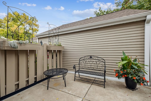1198 Saint Clair Ave, Saint Paul, MN 55105 - view of patio / terrace