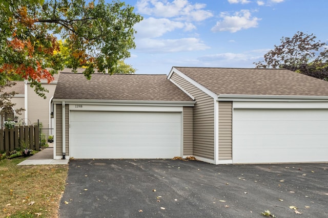 1198 Saint Clair Ave, Saint Paul, MN 55105 - view of front of property with a shingled roof