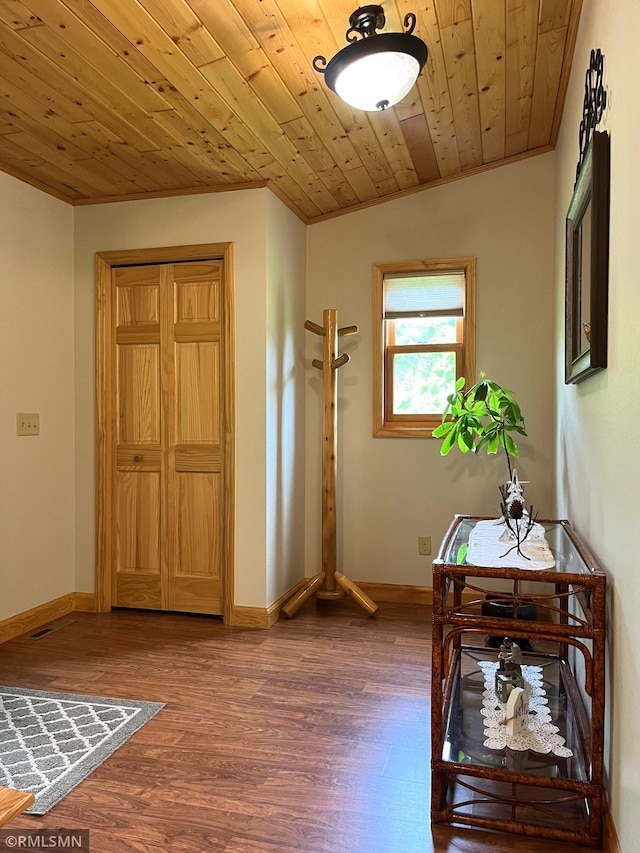 37760 Dove St Unit 14, Aitkin, MN 56431 - entrance foyer featuring wood finished floors and wooden ceiling