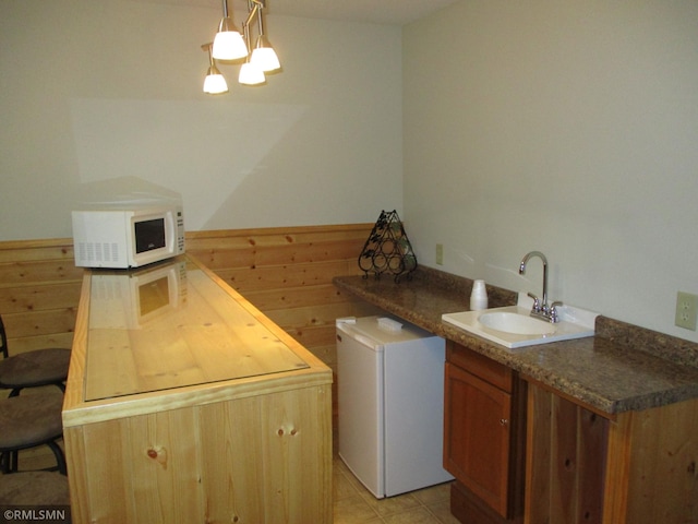 37760 Dove St Unit 14, Aitkin, MN 56431 - laundry area featuring a sink