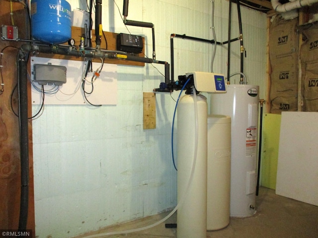 37760 Dove St Unit 14, Aitkin, MN 56431 - utilities featuring electric water heater
