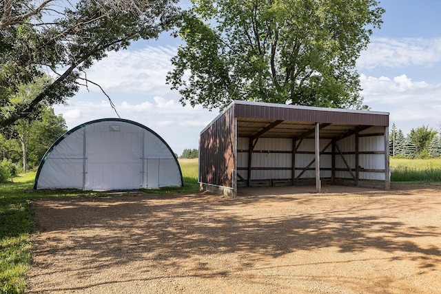 3546 230th St E, Prior Lake, MN 55372 - view of pole building featuring a carport