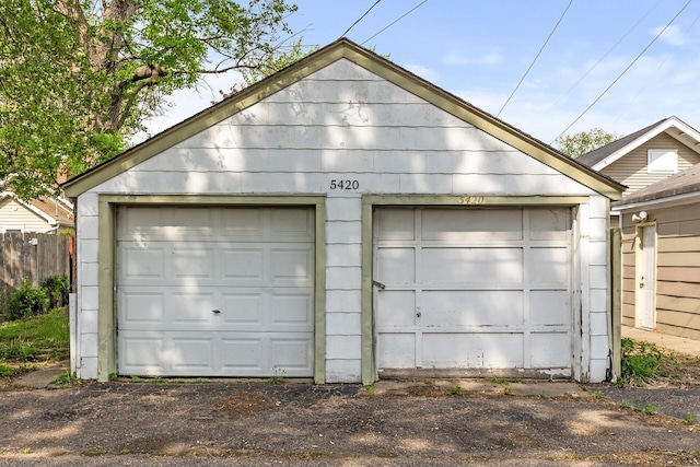 5420 Fremont Ave N, Brooklyn Center, MN 55430 - view of detached garage