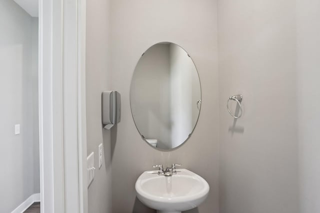 11505 Pineridge Way N, Dayton, MN 55327 - bathroom with a sink