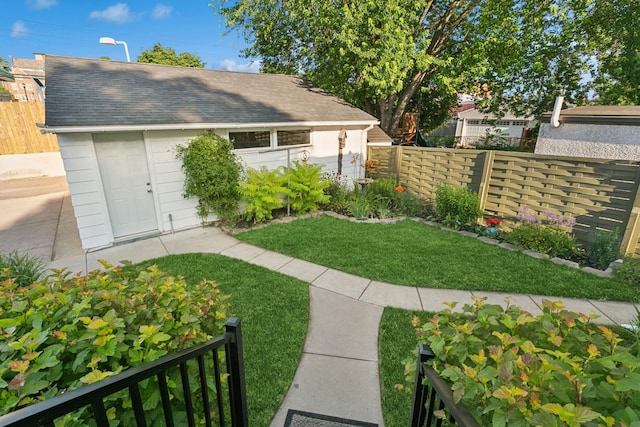 5409 Aldrich Ave S, Minneapolis, MN 55419 - view of yard with an outdoor structure
