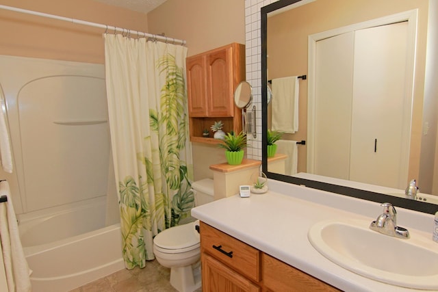 653 86th Ln NW, Coon Rapids, MN 55433 - bathroom with vanity, shower / bath combo with shower curtain, and tile patterned flooring