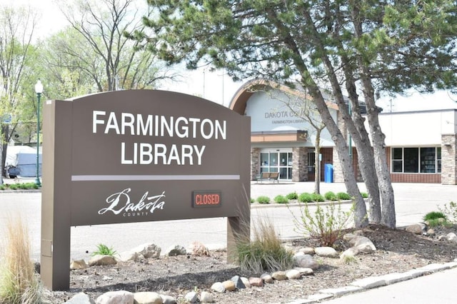 6587 209th St W, Farmington, MN 55024 - view of community sign