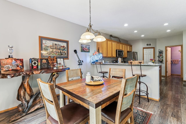 4505 Victor Path Unit 7, Hugo, MN 55038 - dining room featuring recessed lighting, dark wood-style floors, and baseboards