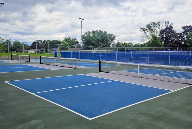 6956 Delarosa Ct, Inver Grove Heights, MN 55076 - view of tennis court with community basketball court