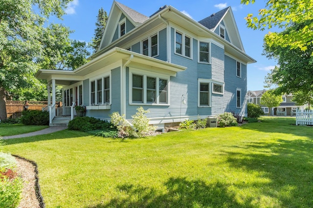 922 Fillmore St, Alexandria, MN 56308 - view of side of home
