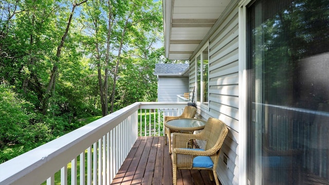 2606 Lake Court Dr, Mounds View, MN 55112 - view of balcony