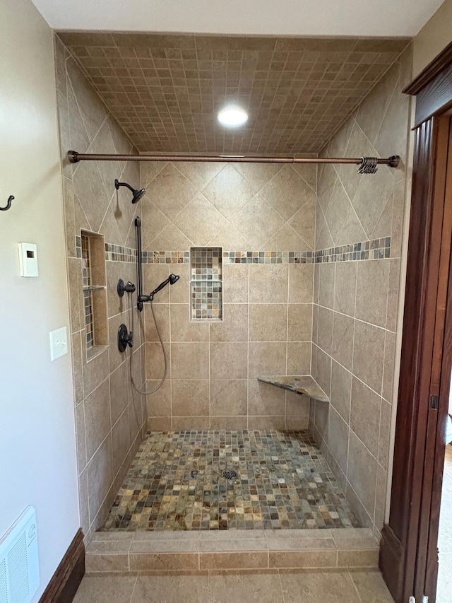1710 Maple Ave, Benson, MN 56215 - full bathroom with a tile shower and recessed lighting