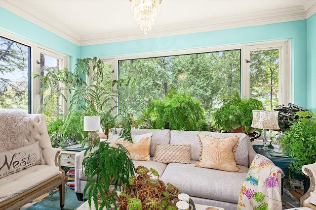 2401 5th St, Duluth, MN 55812 - sunroom featuring a chandelier