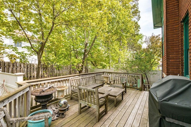 2401 5th St, Duluth, MN 55812 - wooden terrace featuring area for grilling