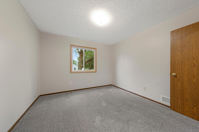 5214 148th St W, Apple Valley, MN 55124 - unfurnished room with a textured ceiling and carpet