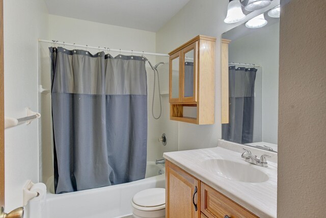 407 4th Ave NE, Kasson, MN 55944 - full bathroom with vanity and shower / bath combination with curtain
