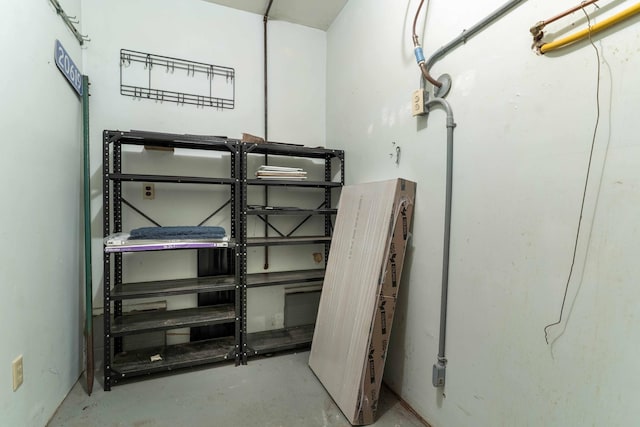 20619 Hillcrest Rd, Elizabeth Twp, MN 56537 - view of storage room