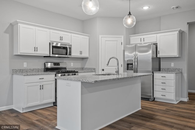 6785 104th St S, Cottage Grove, MN 55016 - kitchen with appliances with stainless steel finishes, a sink, white cabinets, dark wood-type flooring, and recessed lighting