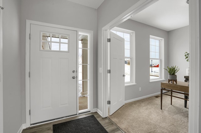10647 29th St NE, Saint Michael, MN 55376 - foyer entrance with baseboards