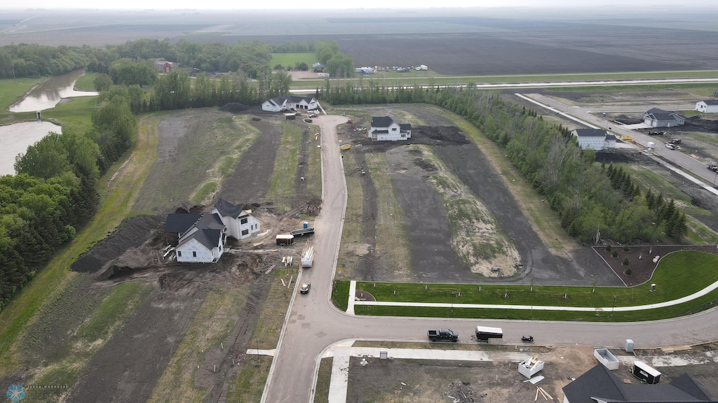 9280 Didrick Dr, Horace, ND 58047