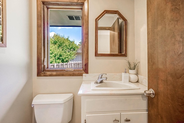 1000 Winston Cir, Mendota Heights, MN 55118 - bathroom featuring vanity and toilet