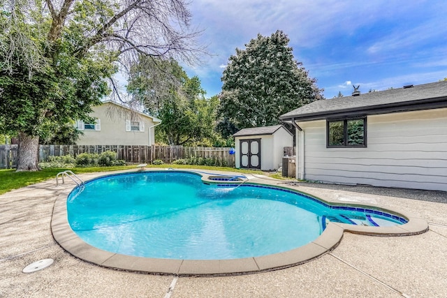 1000 Winston Cir, Mendota Heights, MN 55118 - view of swimming pool featuring a fenced backyard and a patio