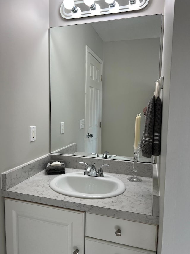 6563 Parkview Cir, Baxter, MN 56425 - bathroom with vanity