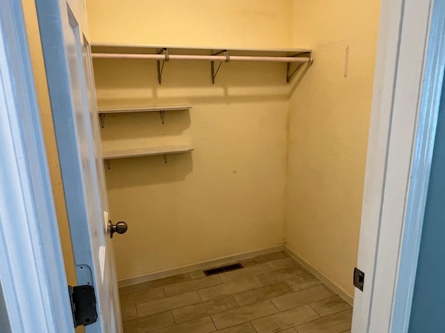 6563 Parkview Cir, Baxter, MN 56425 - view of spacious closet