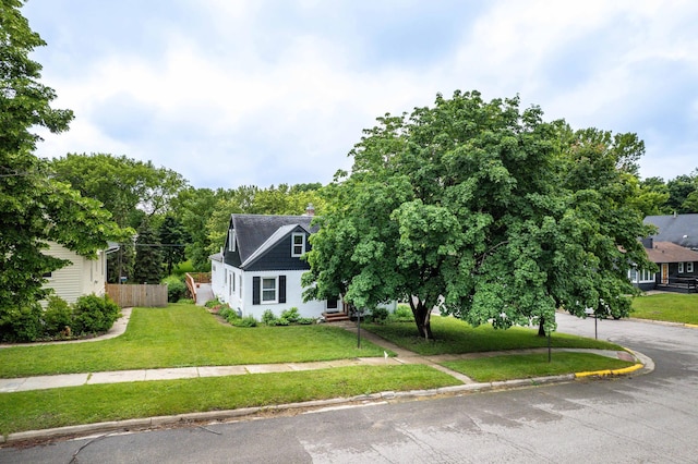 327 Channing Ave, Fergus Falls, MN 56537 - view of property hidden behind natural elements