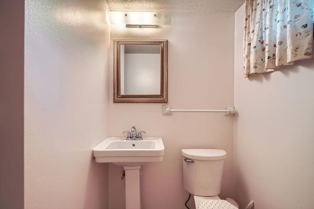 10465 Osage St NW, Coon Rapids, MN 55433 - half bathroom with toilet